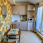 2 Stylish - 100m From Smokinya Kavatsi By Flat Mаnager
